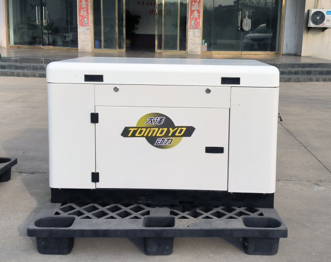 车载专用10KW静音柴油三相发电机组-大泽动力官网_大泽动力发电机_大泽动力发电电焊机_大泽动力厂家